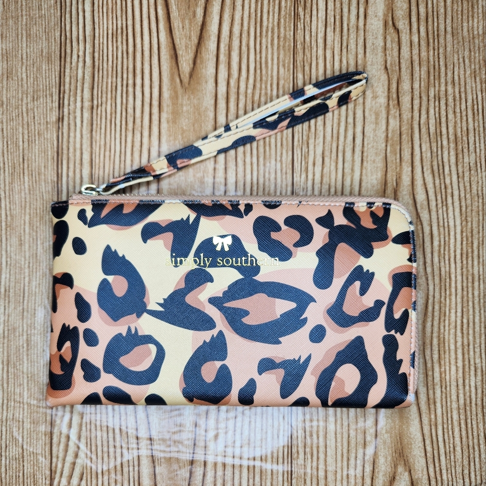 Simply Southern Leopard Wristlet